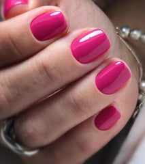 Artquee front packaging showing 30-piece hot pink kit and quick application benefit