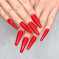 Artquee front packaging showing 24-piece glossy red ballerina nails and benefits