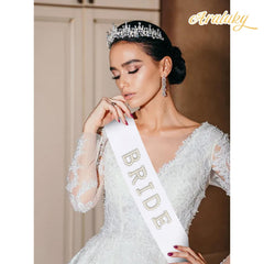 Araluky pearl letters detail highlighting sparkle and photo-ready look