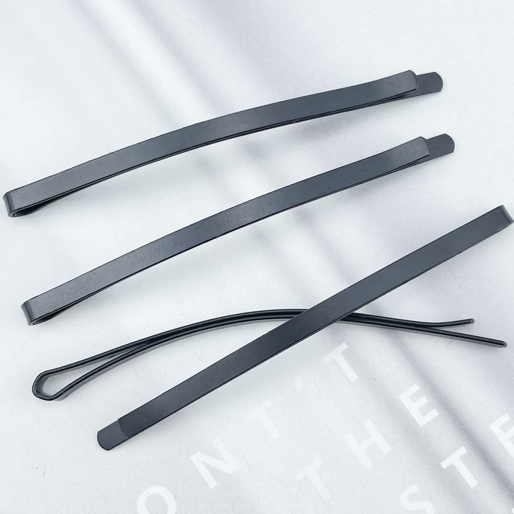 Aswewamt pins scattered on table, convenient large pack for stylists