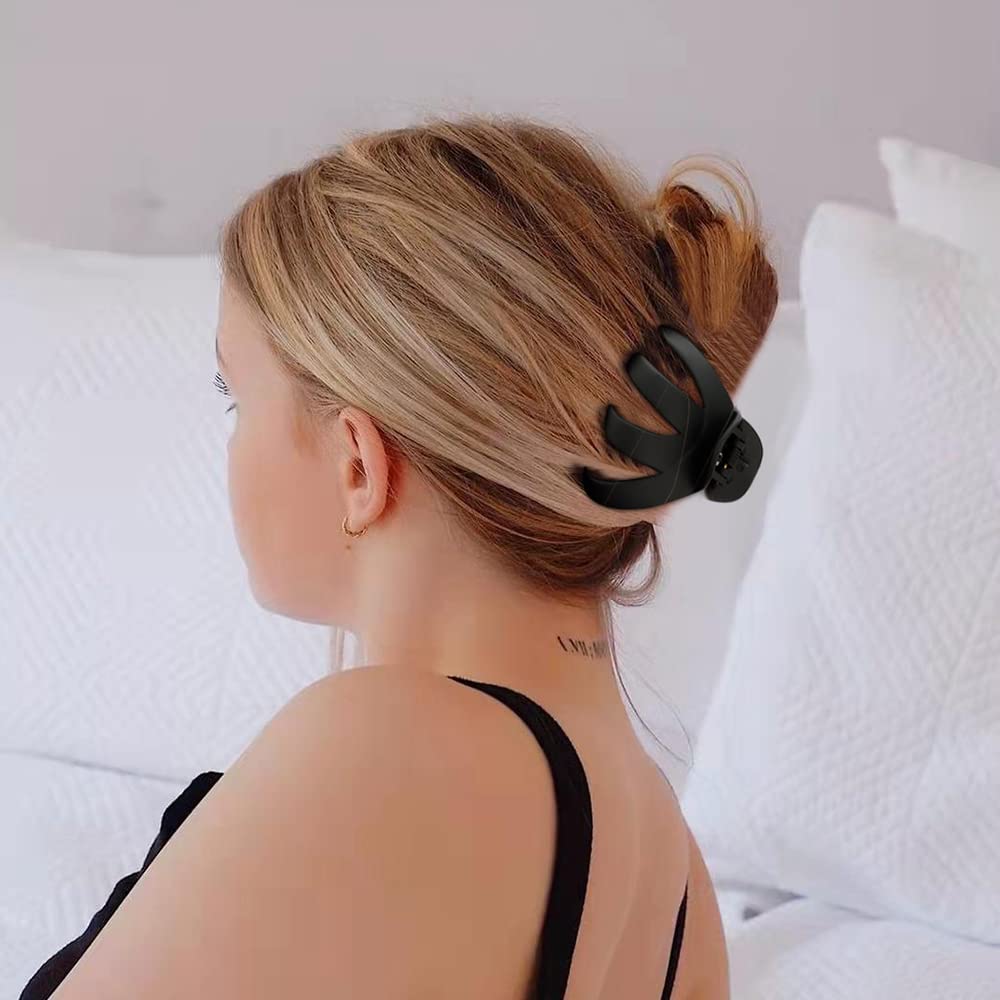 ATODEN clip securing long hair for comfortable styling