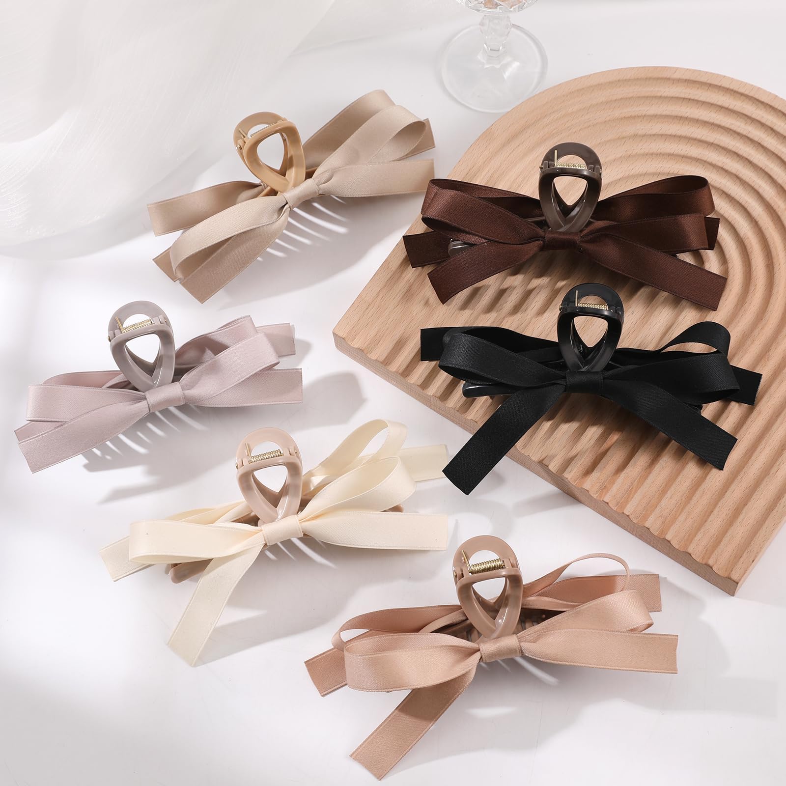 Auseibeely gift box presentation suggesting ready-to-give accessory present