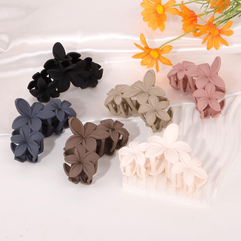 Aushamtai clips worn at the beach highlighting stylish, secure summer look