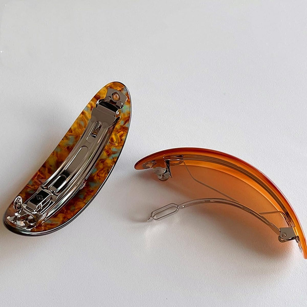 Auswalar detailed view of alloy spring clip showing rust-resistant mechanism for secure grip