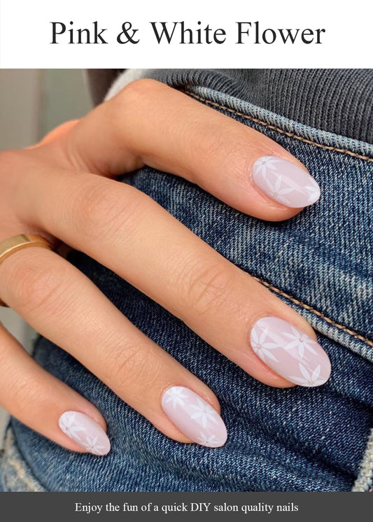 AutyaMee close-up of pink and white daisy pattern on gel strip highlighting precise floral detail