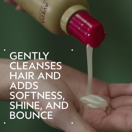 Aveda Cherry Almond shampoo pour texture highlights gentle cleansing