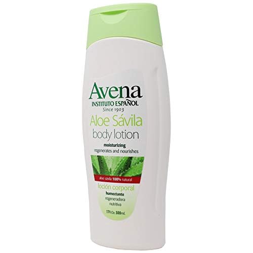 Avena Instituto Español lotion texture close-up demonstrating smooth absorption benefit