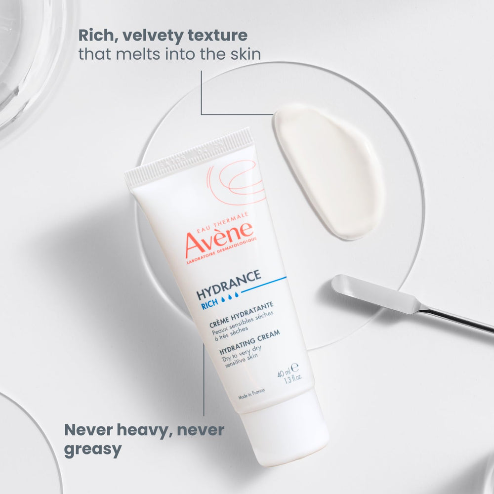 Eau Thermale Avène jar on nightstand lifestyle shot conveying overnight repair