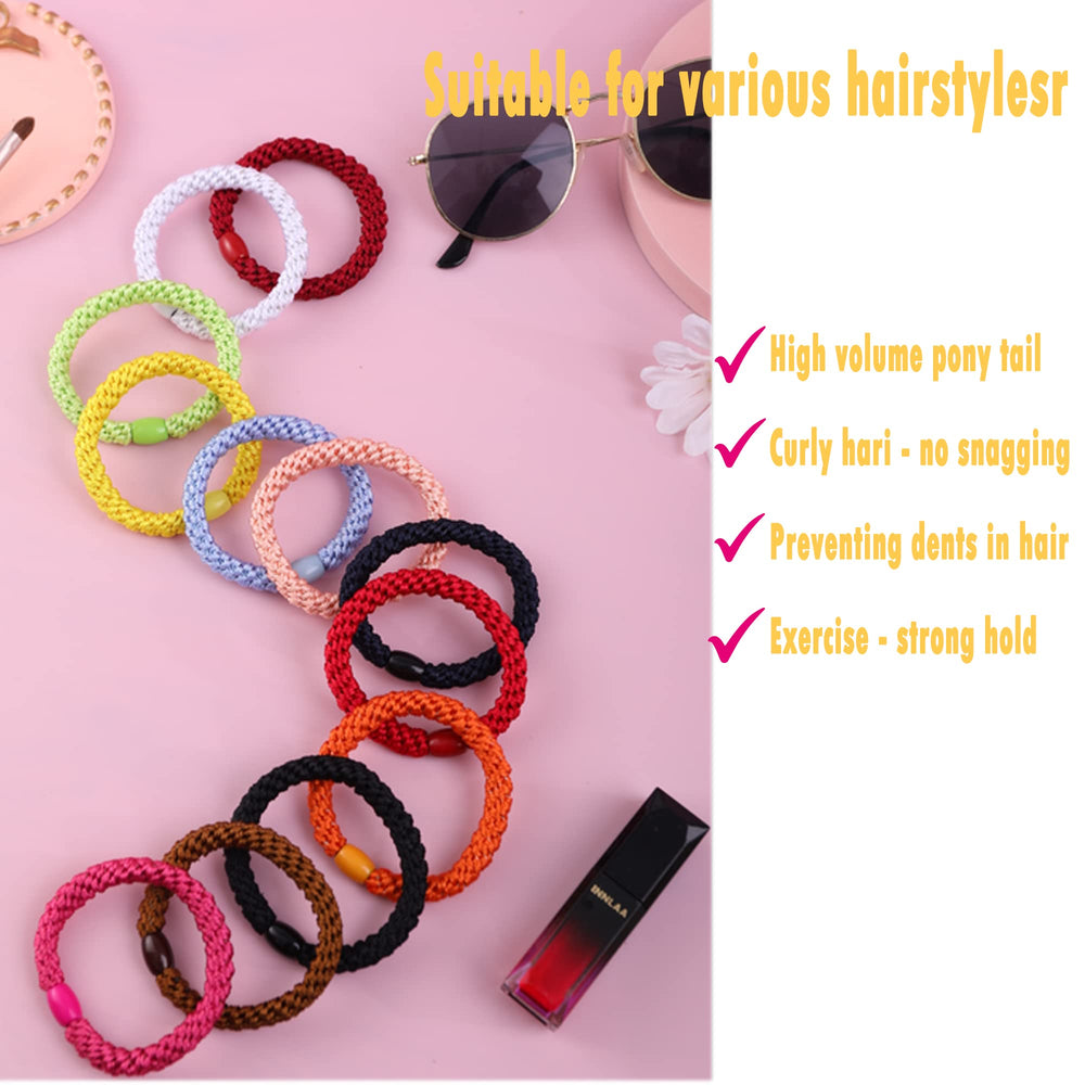 AXEN hair tie securing curly ponytail illustrating gentle, no-crease styling benefit