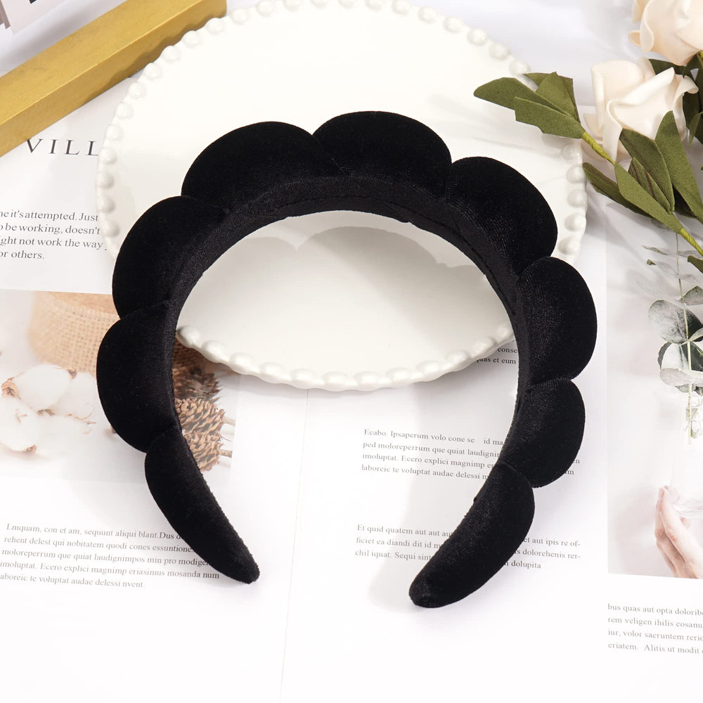 Ayesha headband edges detail showing rounded seams to prevent ear pain benefit