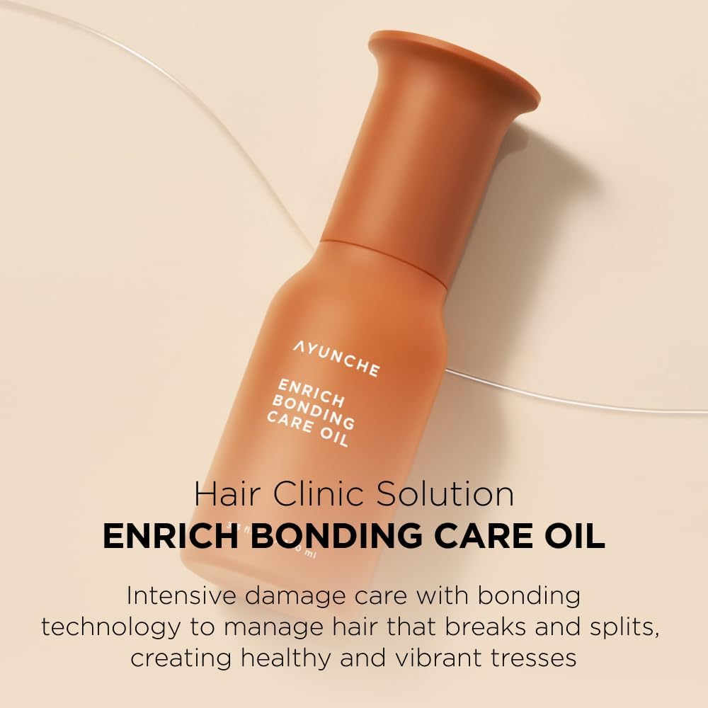 AYUNCHE close-up of oil texture highlighting smooth glide and shine
