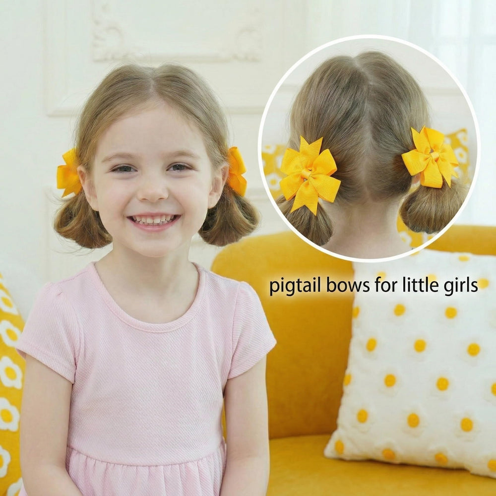 Babymatch alligator clip detail demonstrating secure gentle grip