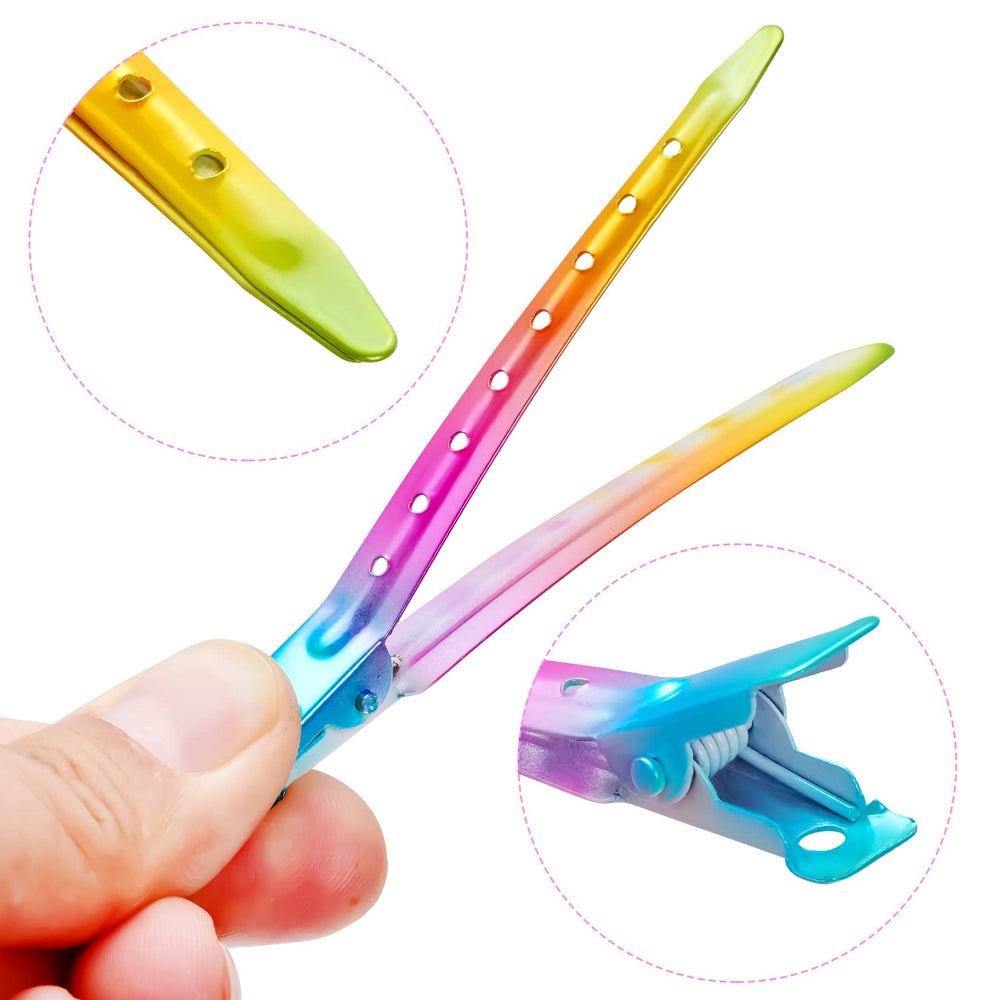 Bantoye clip held in hand to show 3.35-inch size and ergonomic control