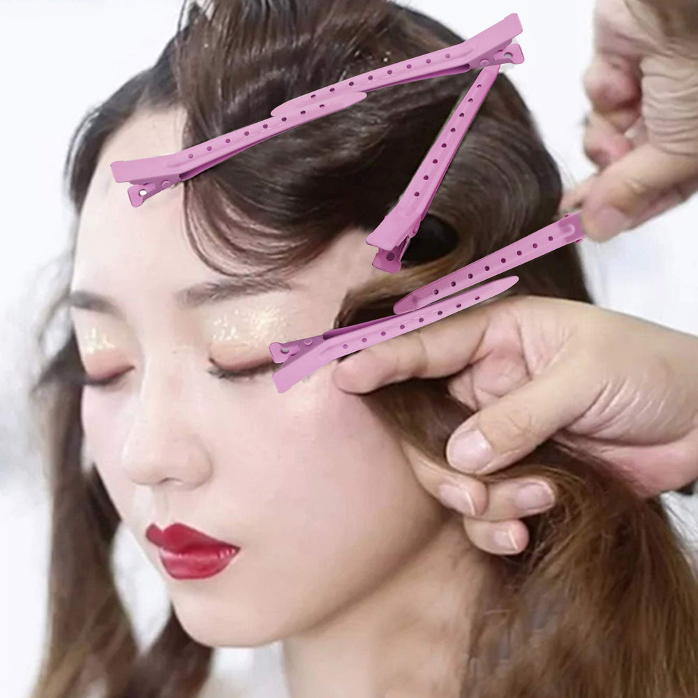 Bantoye clips on bathroom counter as styling kit for everyday convenience