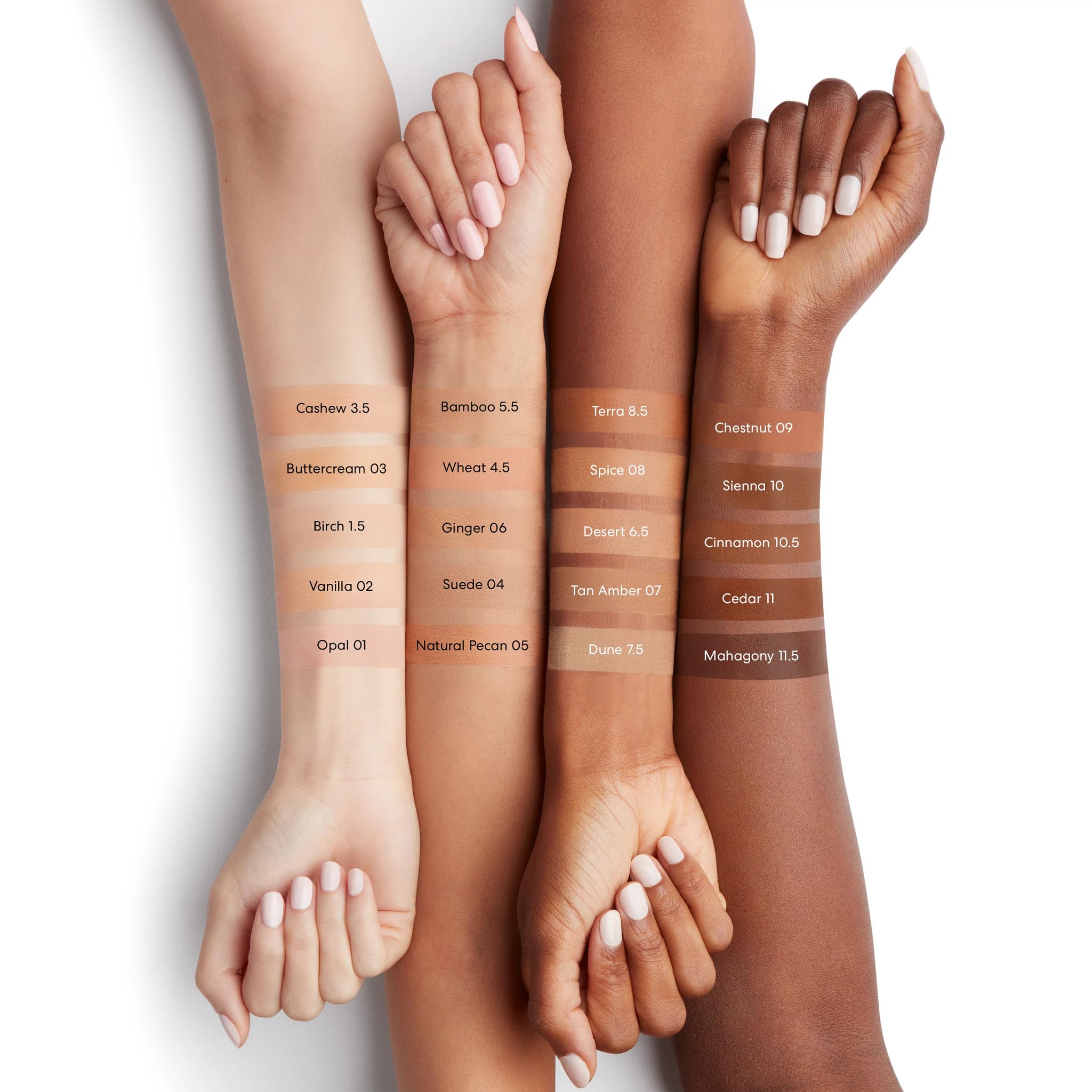 bareMinerals before and after comparison showing oil-control and blurring benefit