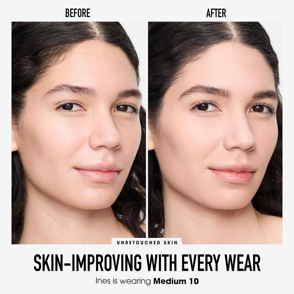 bareMinerals open sifter top view revealing loose mineral powder and convenient dispensing