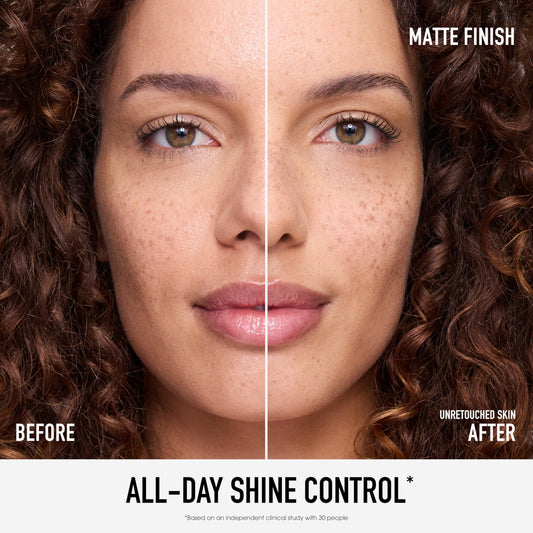bareMinerals nozzle close-up highlighting ultra-fine mist delivery benefit