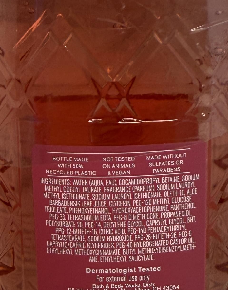 Bath & Body Works close-up lather texture demonstrating creamy suds and gentle conditioning