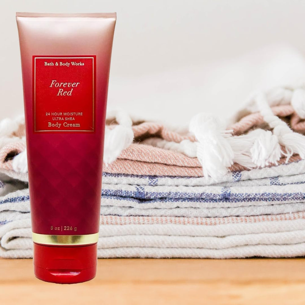 Bath & Body Works FOREVER RED applied to hand showcasing fast-absorbing hydration
