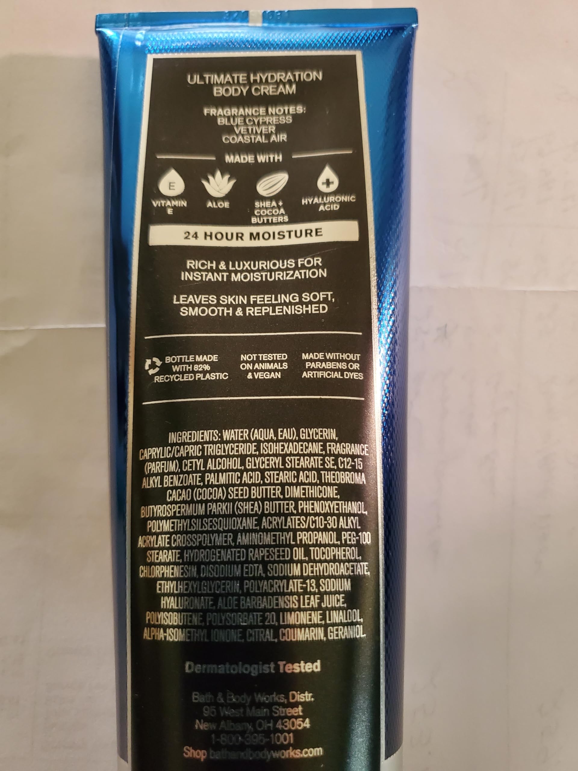 Bath & Body Works Graphite tube label detail emphasizing rugged scent notes and premium finish