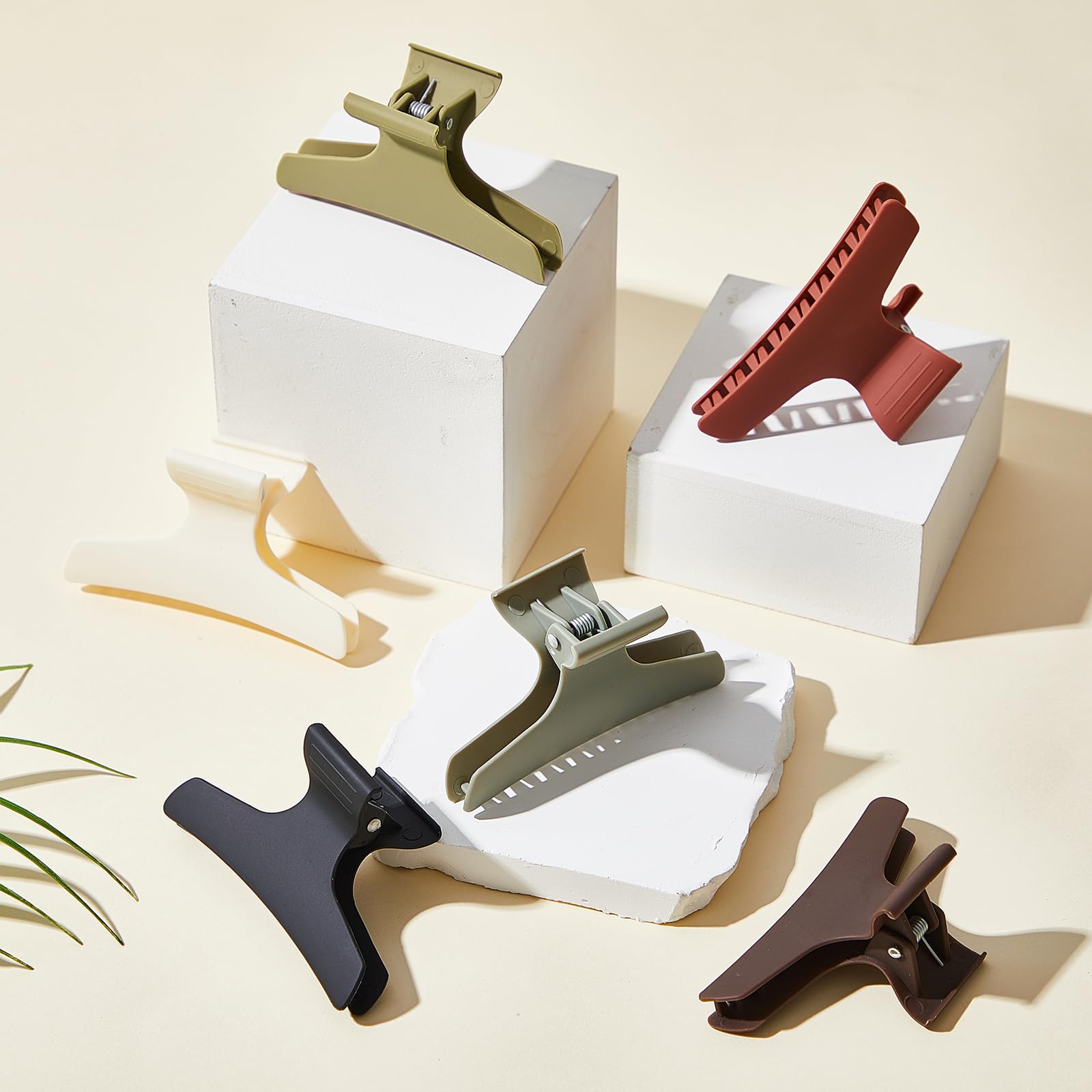 Batiyeer gift box presentation protecting clips and ready for gifting