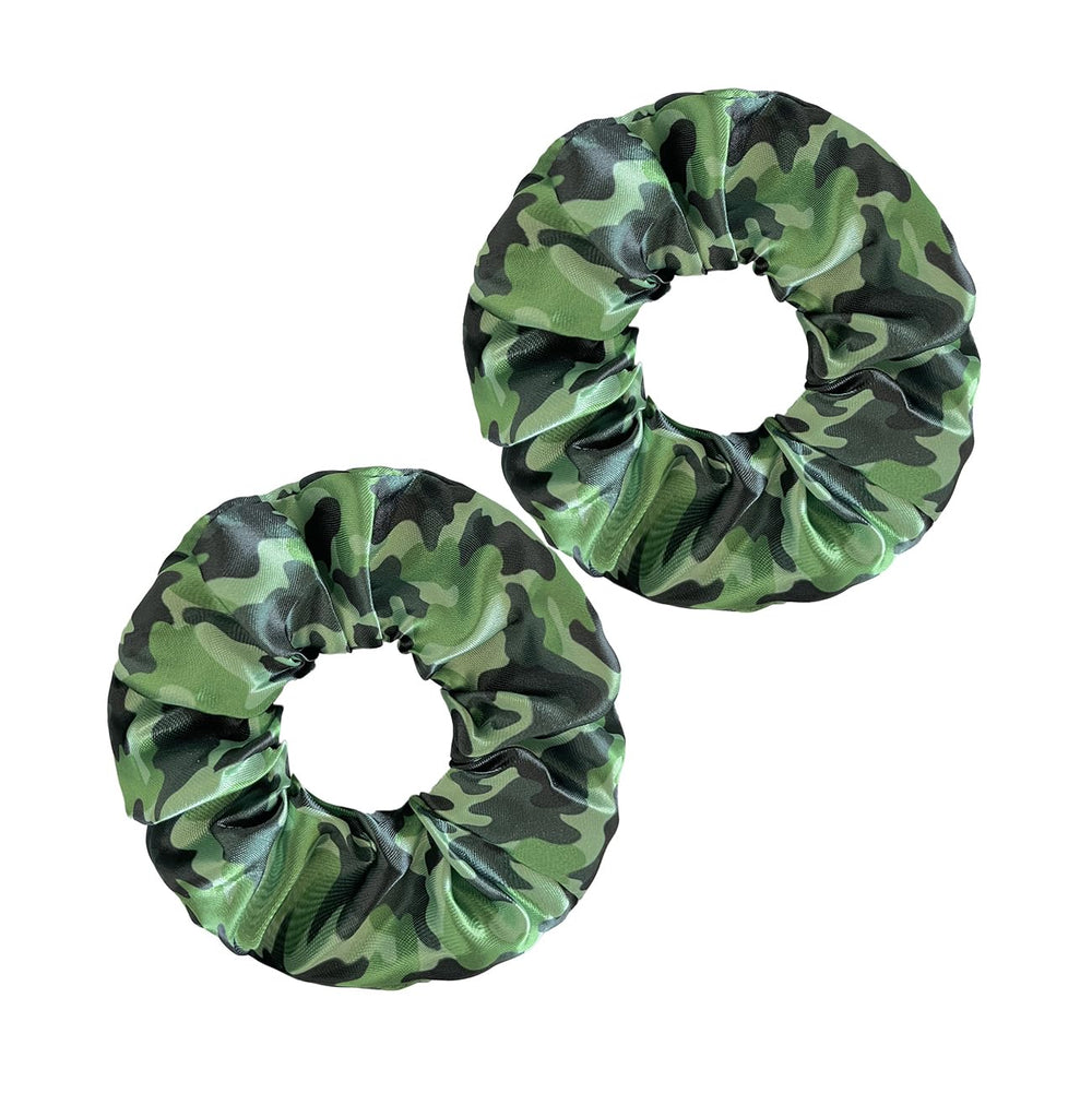 BBTDIN scrunchie worn in ponytail lifestyle shot showing secure hold benefit