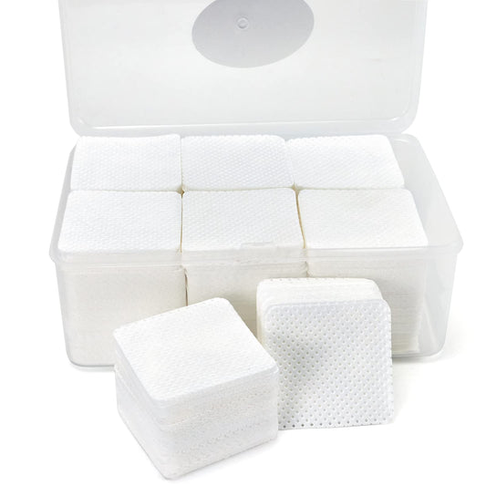 Bcowos front packaging case showing stack of lint free pads, neat storage benefit