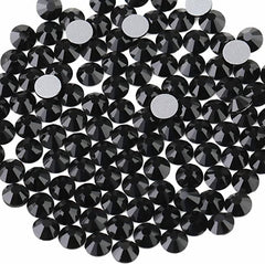 BEADSLAND close-up of glass SS16 facet cuts highlighting sharp sparkle and uniform size