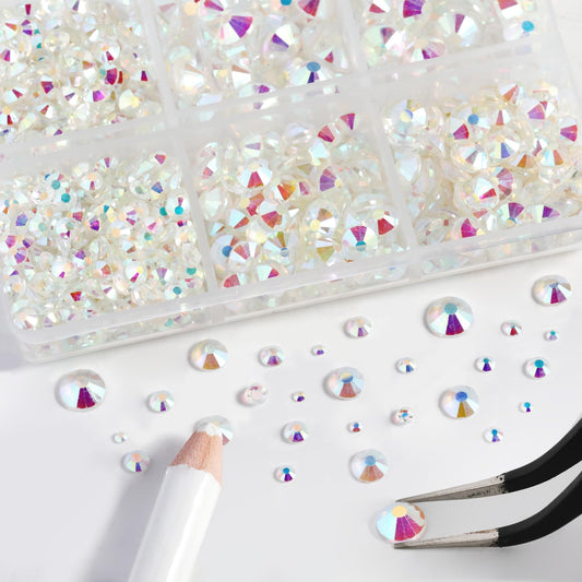 BEADSLAND close-up of glass cut and AB shimmer highlighting high sparkle quality