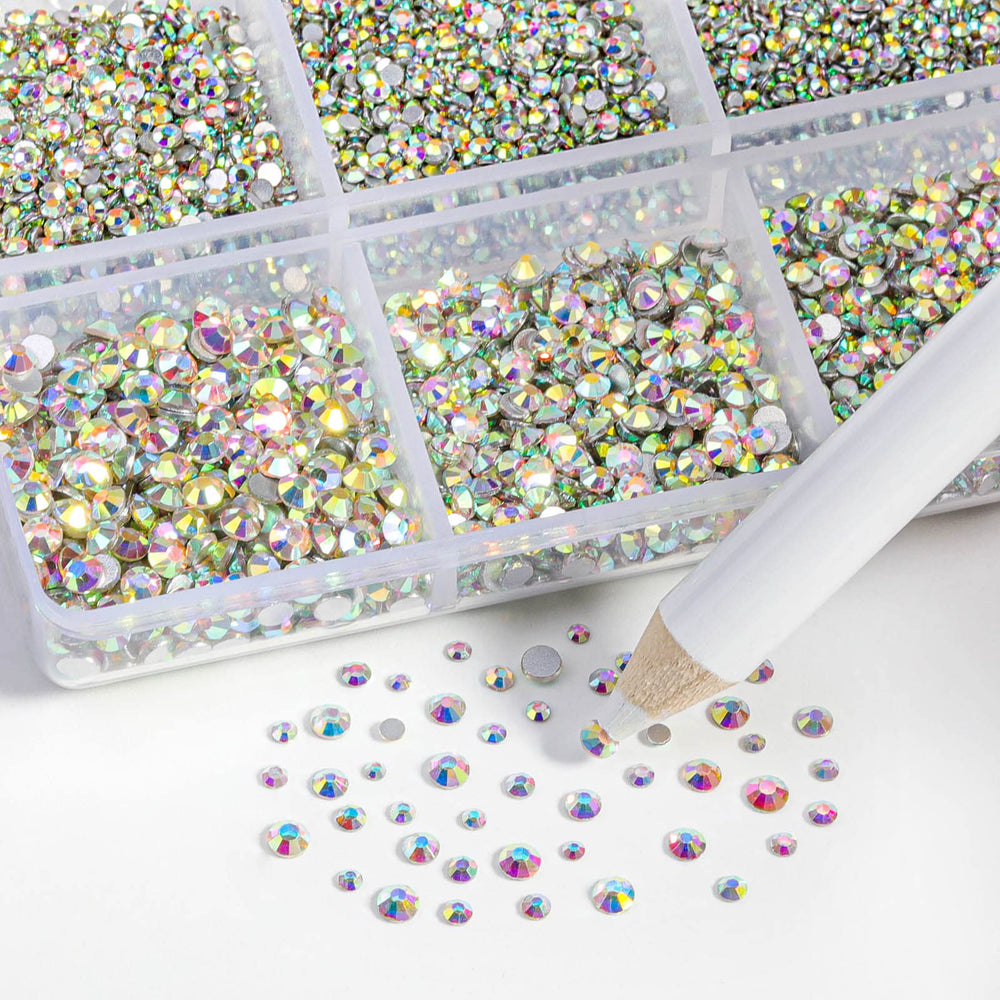 BEADSLAND rhinestones applied on nails demonstrating precise, professional-looking finish