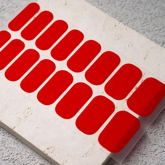 Beaolata close-up of strip texture highlighting smooth gel finish and durability