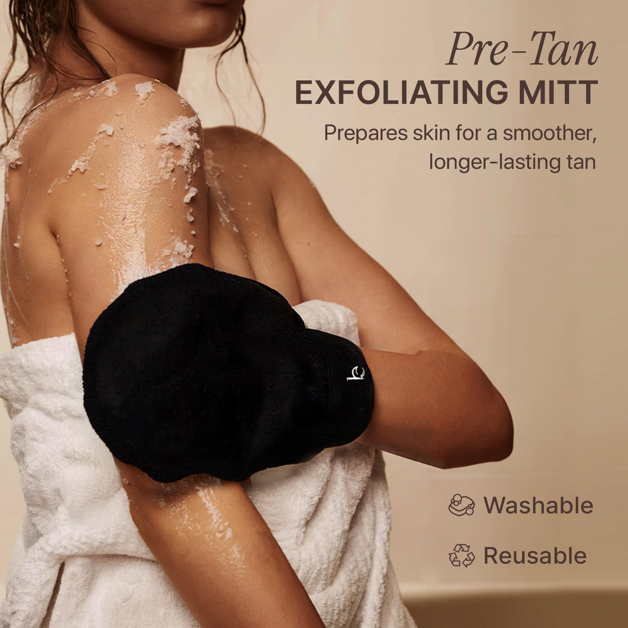 Beauty by Earth exfoliating mitt detail for pre-tan skin preparation