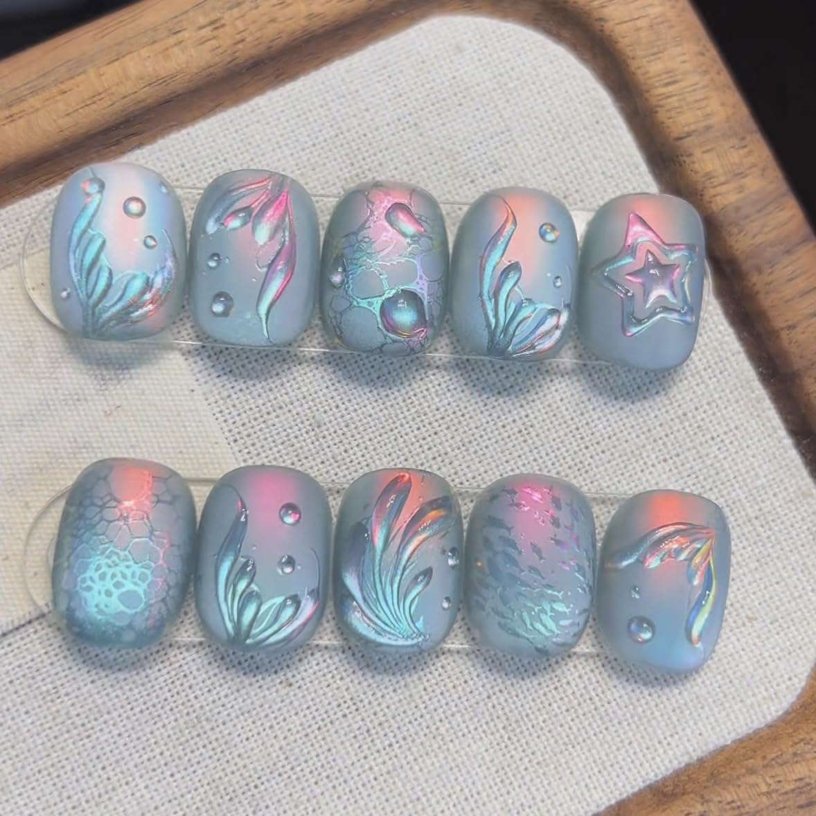BEAWTH front packaging showing blue chrome nails and included tools for quick styling