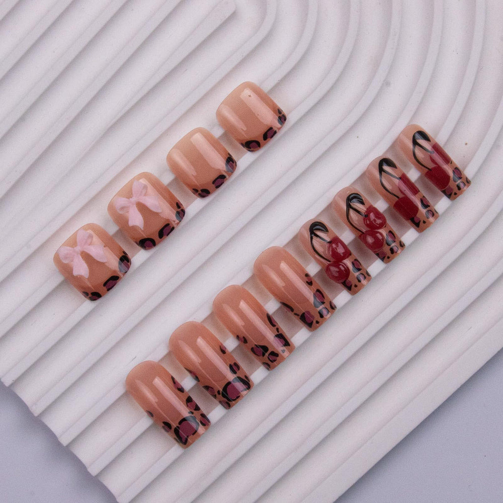 BEAWTH toenail with 3D bow accent highlighting decorative pedicure style