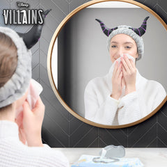 Belle Maison Maleficent adjustable closure detail demonstrating customizable fit benefit