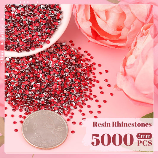 BELLEBOOST close-up of 2mm red facets revealing bright sparkle and consistent cut quality