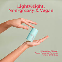 Berkland ingredients shot with green tea and hyaluronic highlighting antioxidant and hydrating benefit