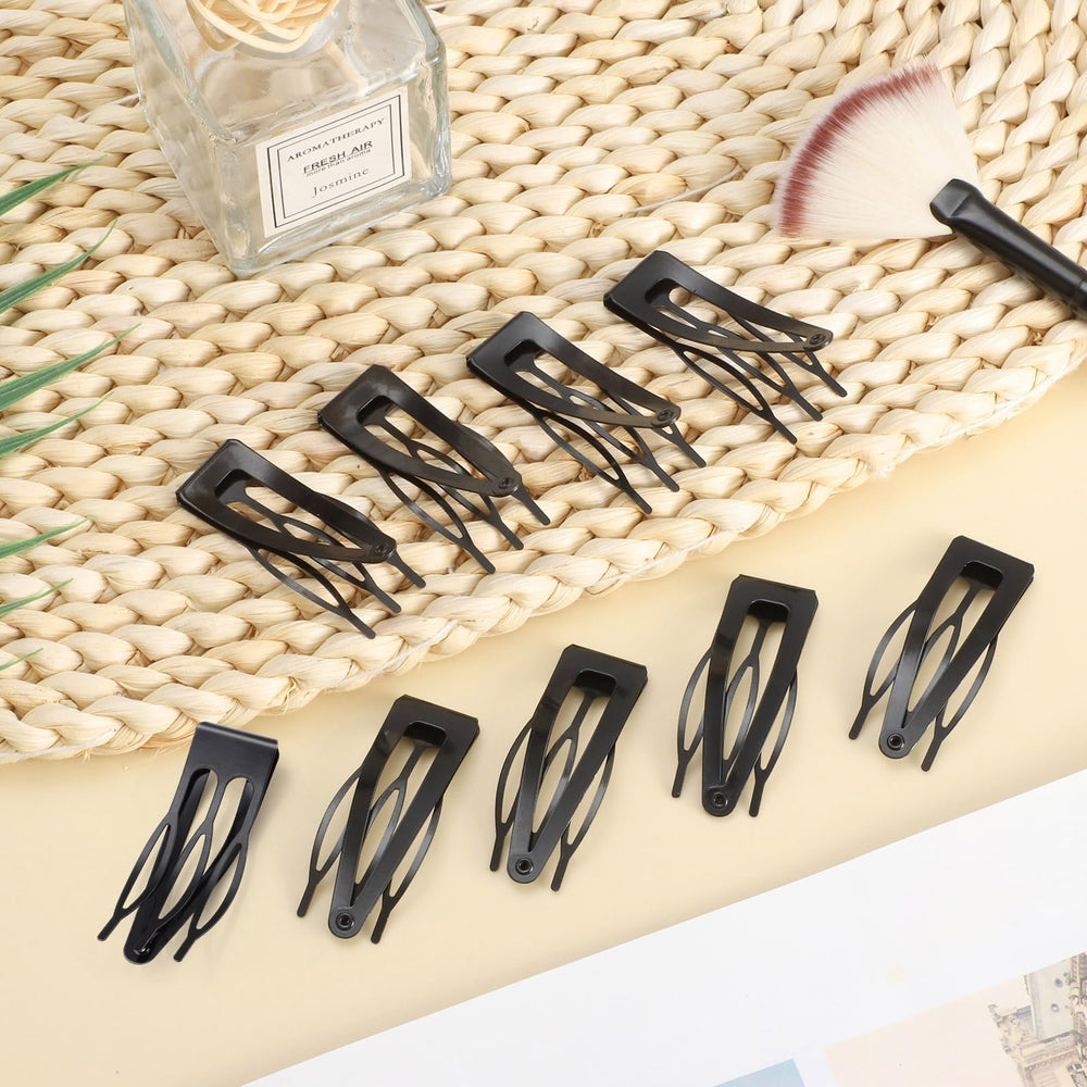 BESARME clips inside a travel bag ready for on-the-go hair fixes