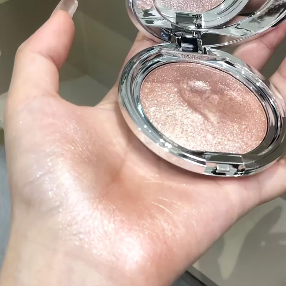 BestLand swatch on skin illustrating warm shimmer benefit: true-to-tone finish