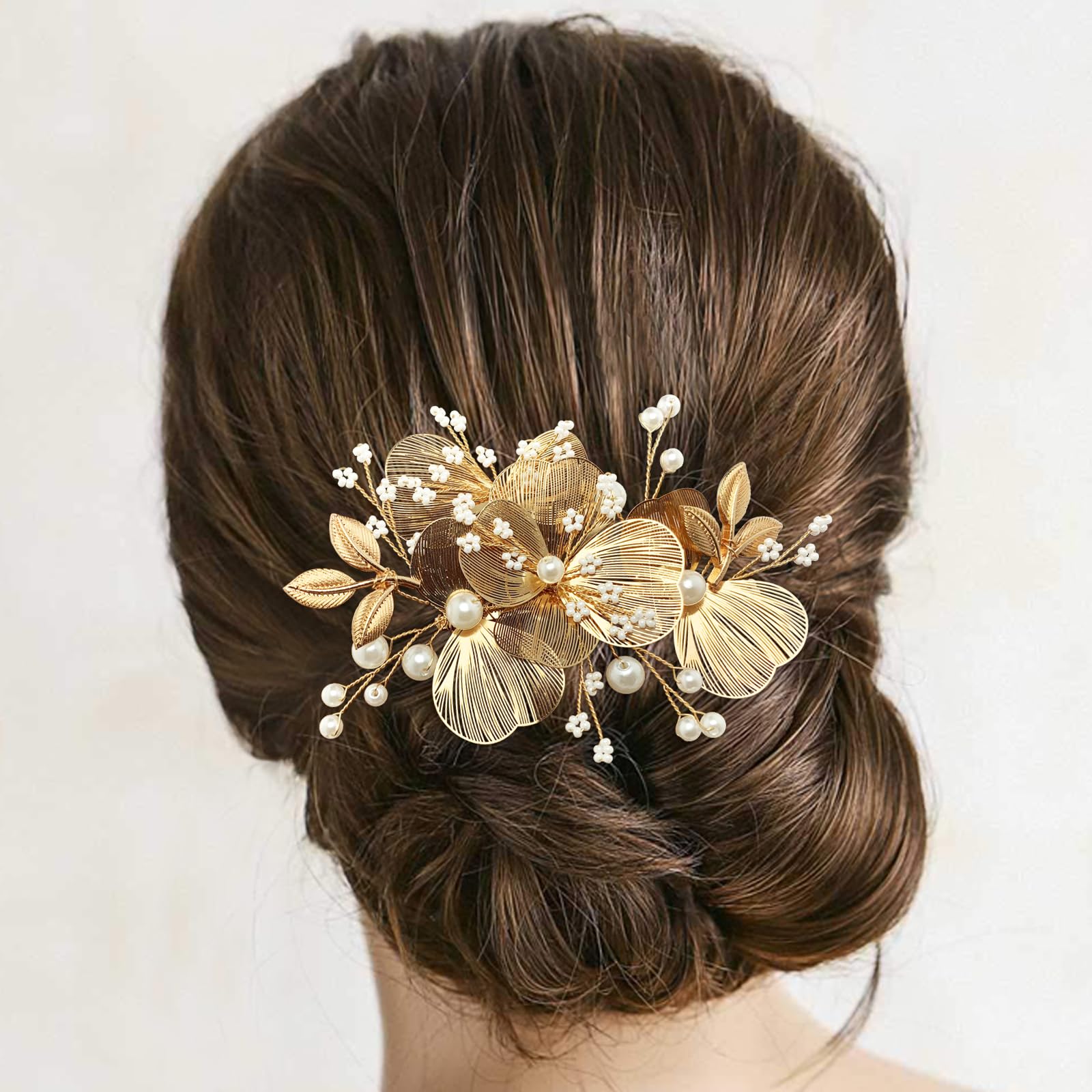 BETITETO pearl and bead texture closeup showing lustrous faux pearls for refined accent