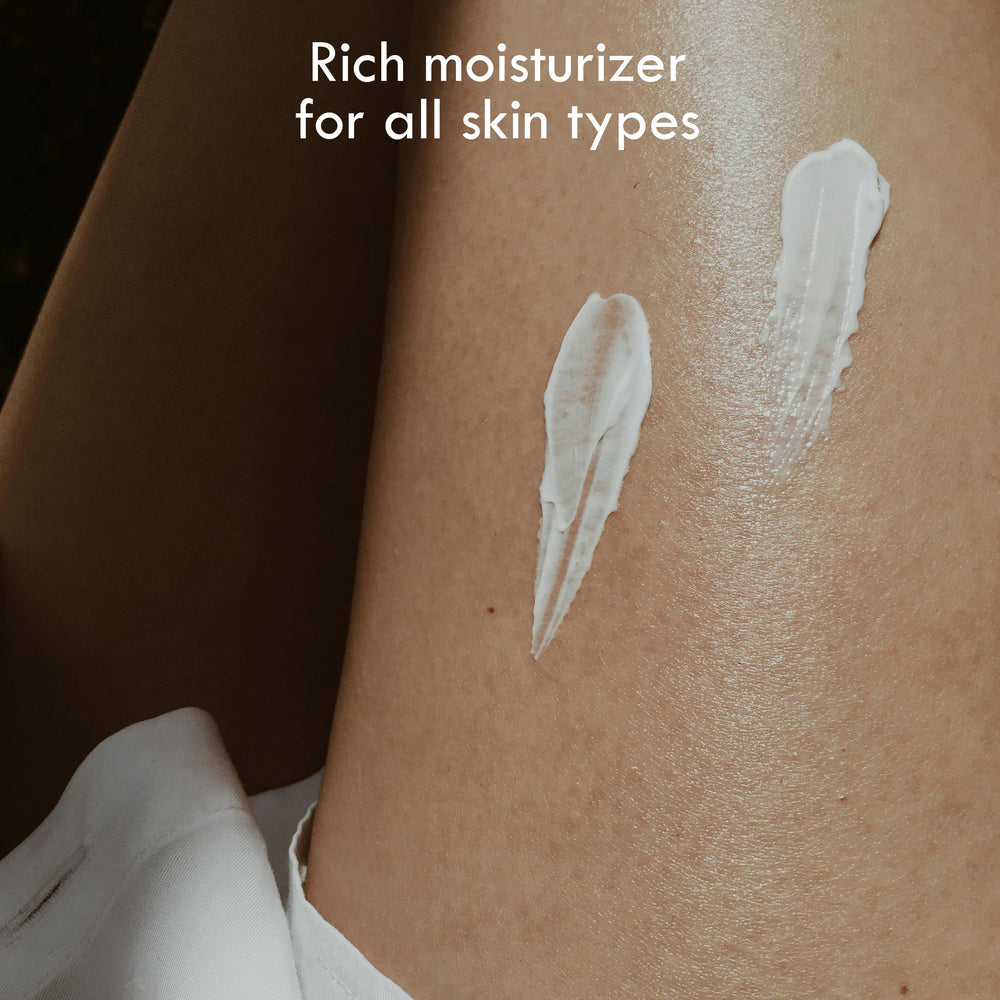 Better Shea Butter resealable pouch emphasizing fresh storage benefit