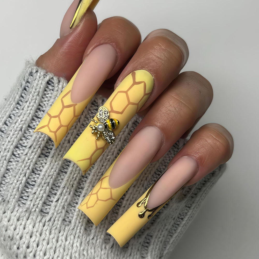 BHCCXZ lifestyle shot hands wearing set showing trendy result