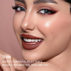BINGBRUSH cone tip closeup demonstrating precise liner control for sharp contours