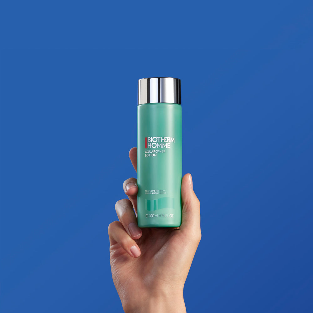 Biotherm Aquapower applied after shaving to soothe skin and reduce redness