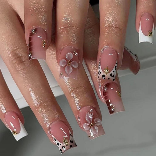 BLGTGH front packaging showing leopard French tip set and accessories for instant manicure