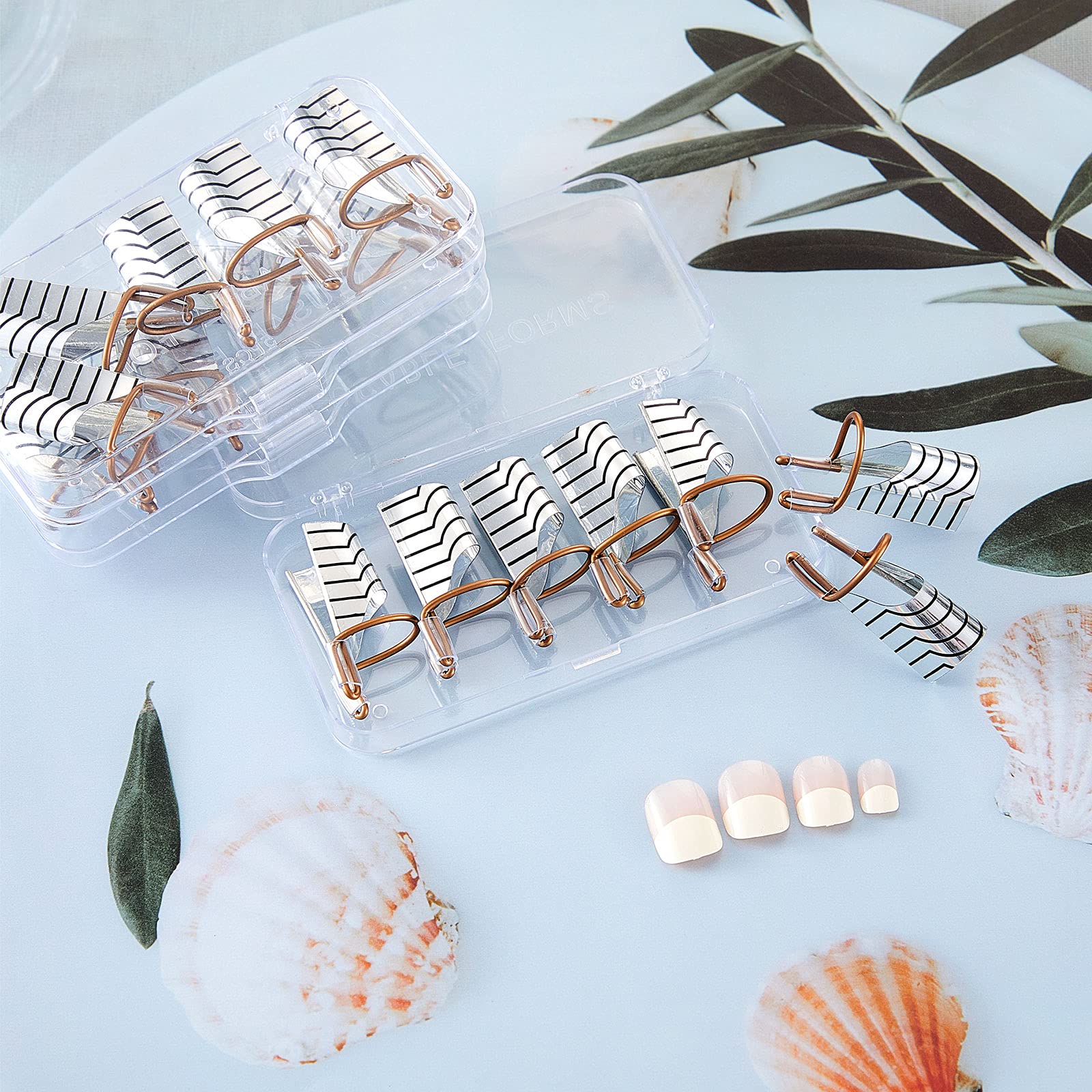 Blulu storage box with forms for easy transport and tidy storage