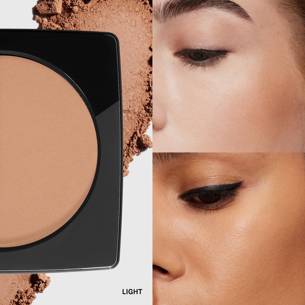 Bobbi Brown bronzing powder texture close-up for seamless blending benefit
