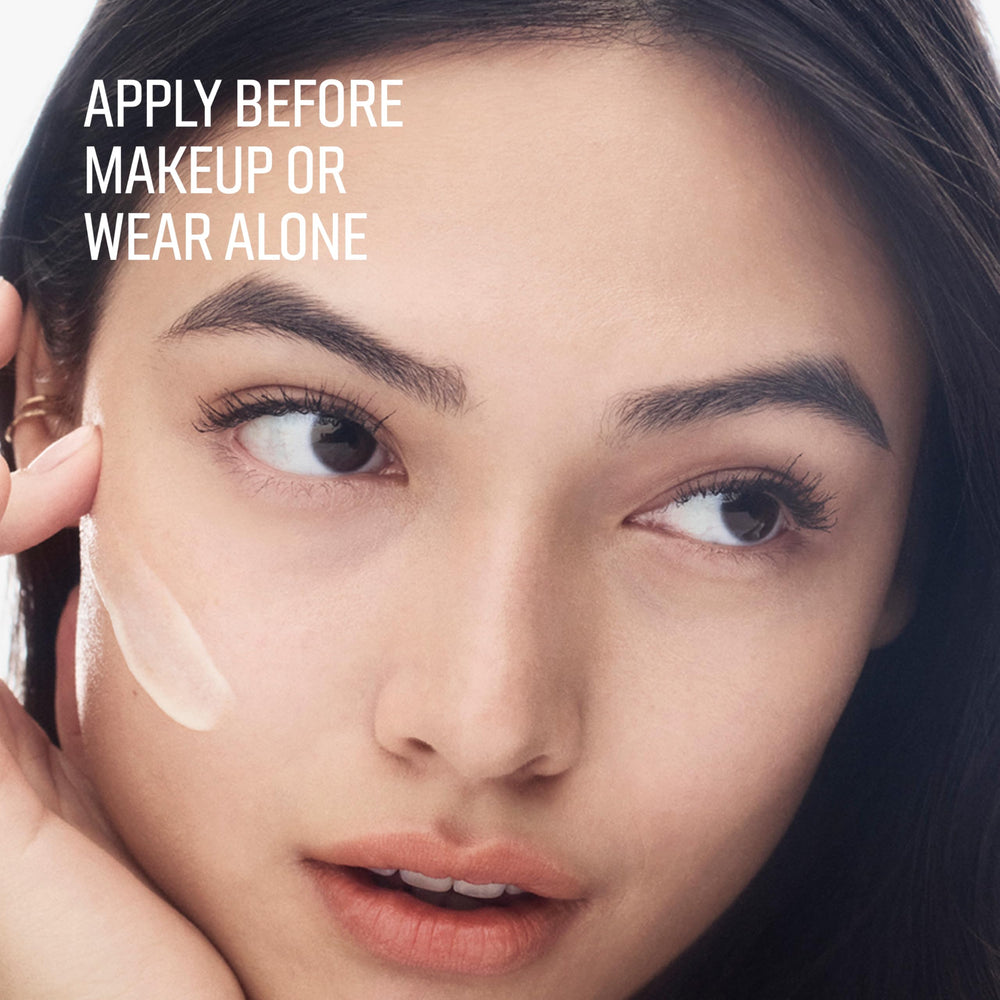 Bobbi Brown cream close-up showing rich texture for instant hydration benefit