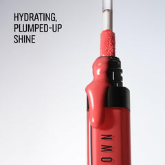 Bobbi Brown Free Spirit texture close-up highlighting glossy, oil-infused finish