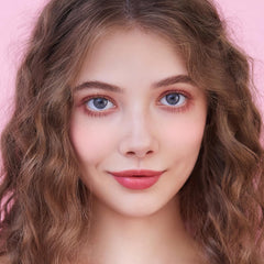 Boobeen mushroom sponge close-up highlighting soft texture for easy blending